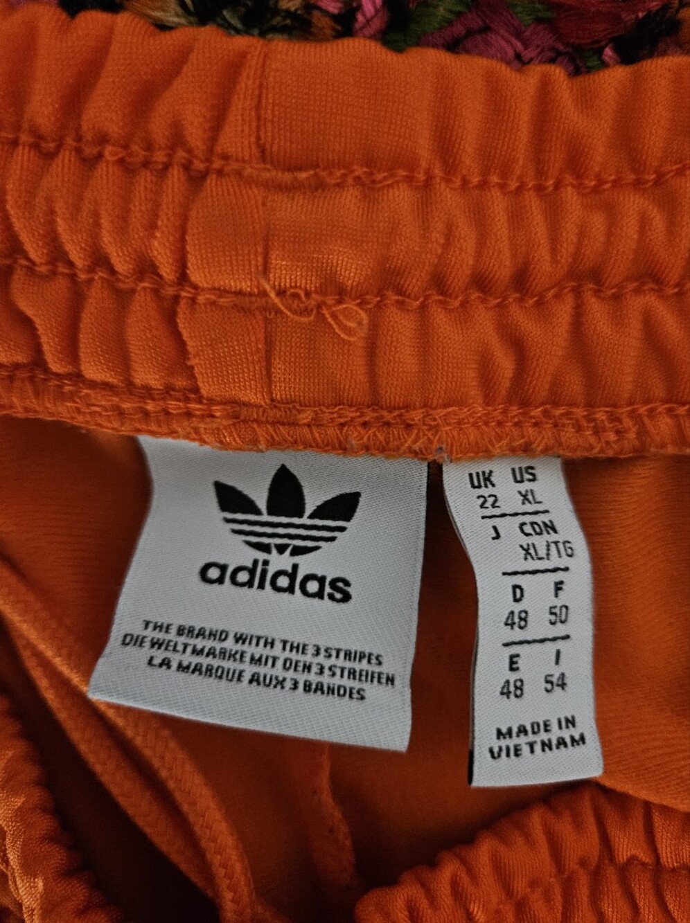 adidas Unisex Originals Adicolor Classics Firebird Track Pants Large - Picture 5 of 6